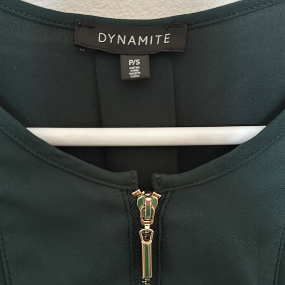 Dynamite Long Sleeve Blouse with Gold Front zipper - Picture 5 of 7